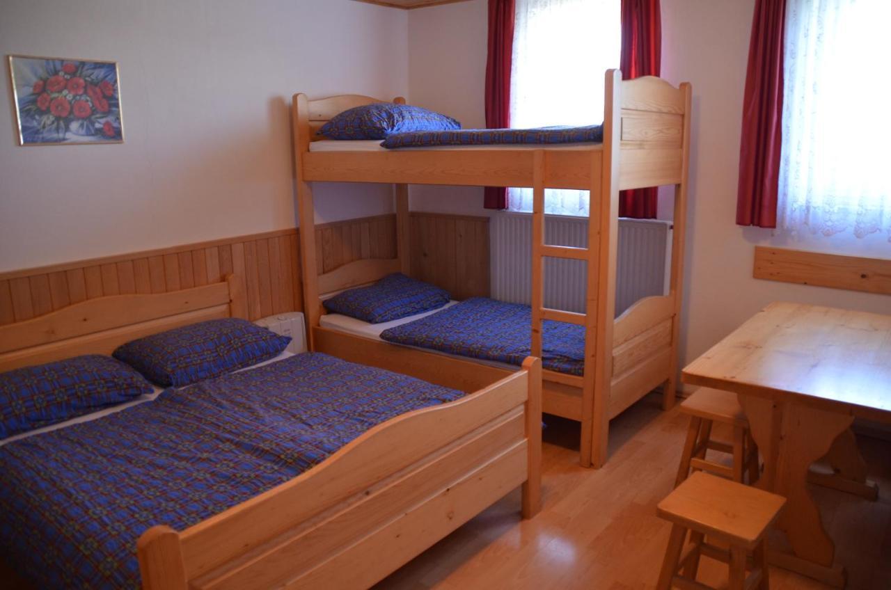 Apartmaji Srnca Cerkno Eksteriør bilde